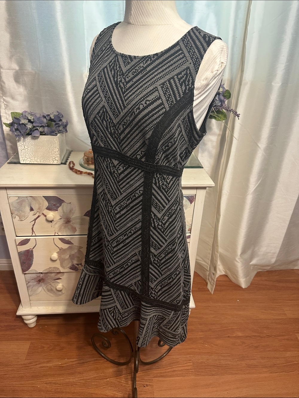 Anthropologie  Tabitha Fit & Flare Gray Sleeveless Dress